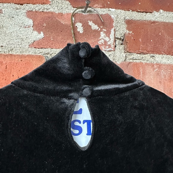 Theory Velour Turtleneck - Picture 4 of 5